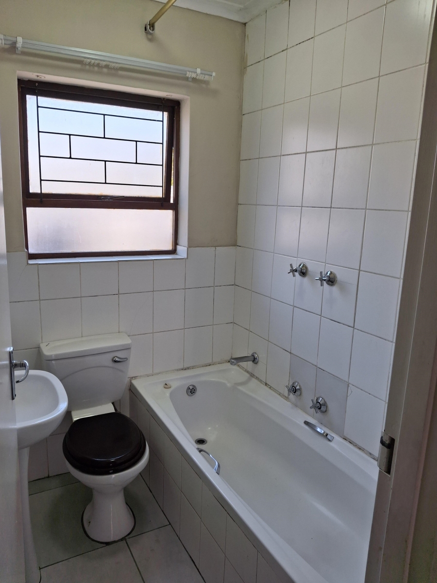 To Let 2 Bedroom Property for Rent in Ferndale Western Cape